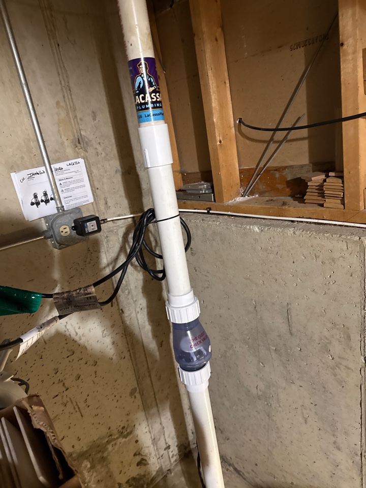 Installed new 1/2 hp stainless steel sump pump with quiet spring loaded check valve in Darien il