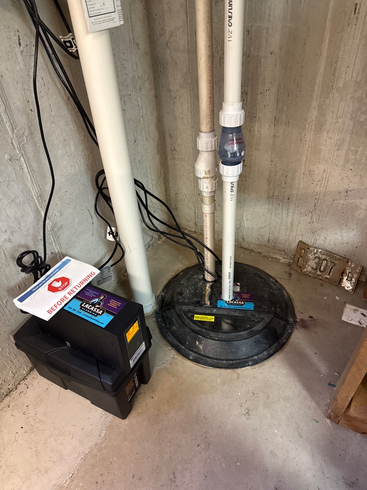 Installed new battery back up sump system in Darien 