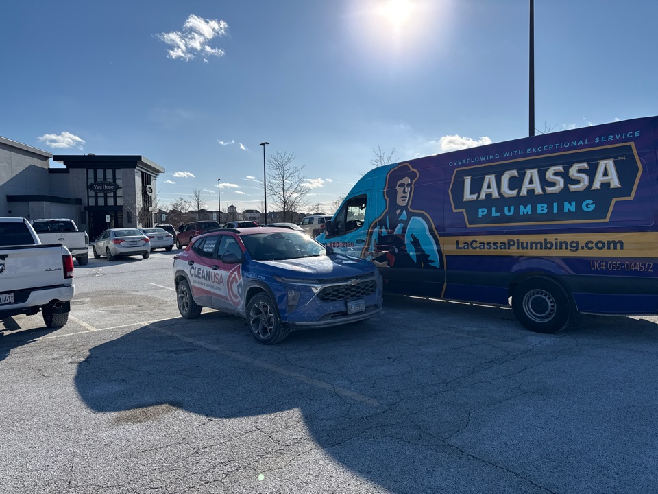 Just cleaned sewer at the yard house in Lombard clients had sewage coming up in bathroom and got clean USA restoration out to clean it up and sanitize 