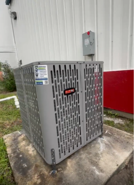 Palm Beach Shores, FL - We replaced an old 4-Ton Trane system with a new condensing unit and air handler. We safely removed old equipment, reconnected piping, electrical, and controls, evacuated and charged the system, and ensured everything operated correctly.