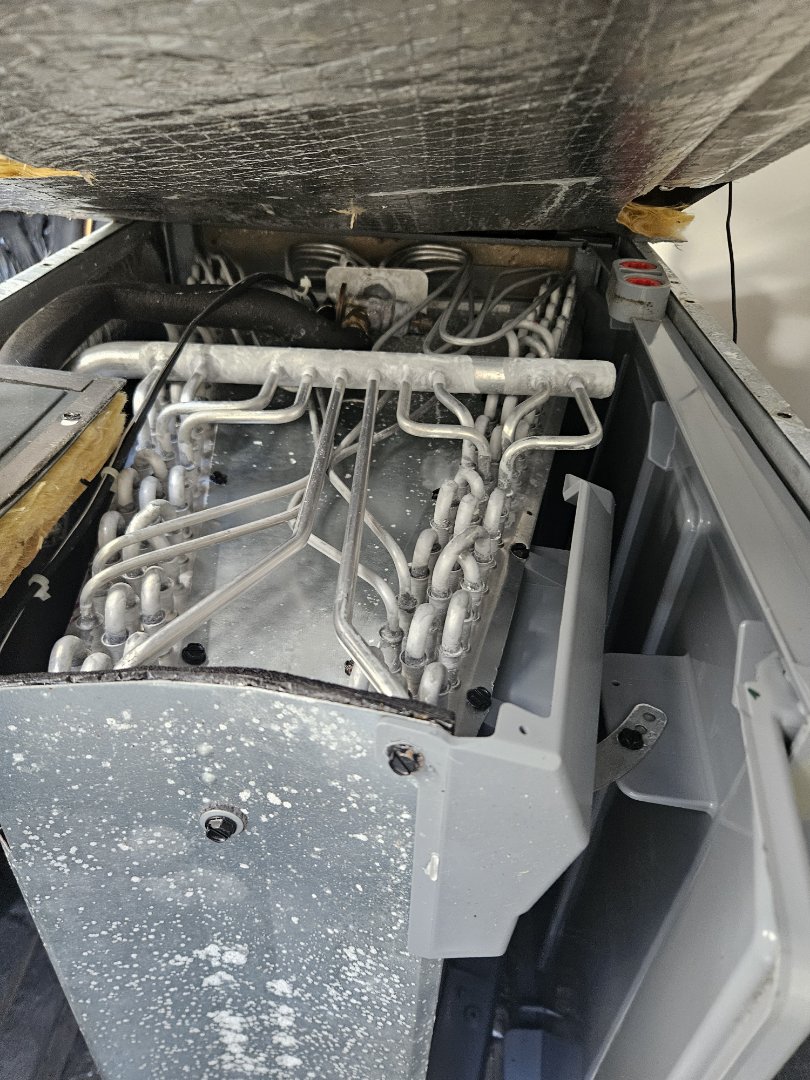 completed the fall maintenance.  Goodman split heat pump, whole house system. 

checked and tested the heat and all heating components.  system checks great at this time and no issues to be reported. 