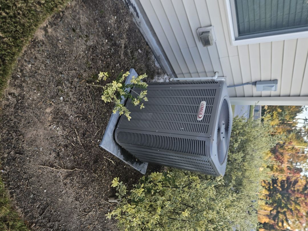 came to do the fall maintenance on a Lennox split heat pump.  found system low in refrigerant and also found a bad zone damper. tested and found them at there are leaks in the evaporator coil and the condenser coil. customer will contact his warranty company for repairs. 