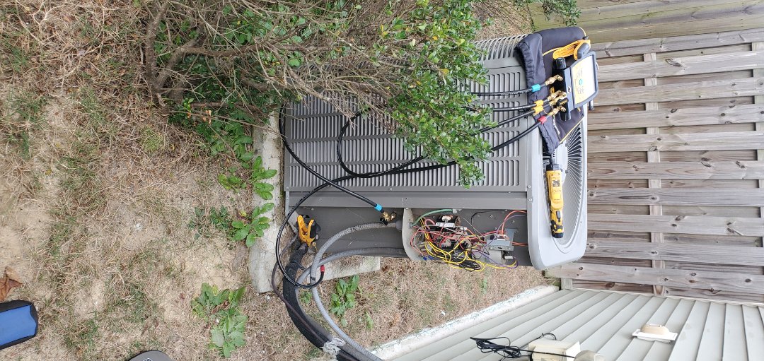 performing a heating maintenance on a Lennox heat pump system 