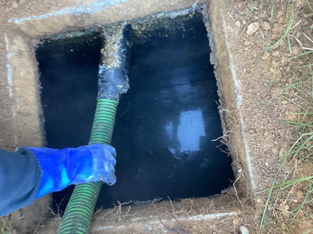 
We received a call to a home in Pikeville due to the customer starting to see signs of a backup. We went out and found that the septic tank was full of grease. We pumped out the septic system and cleaned it up a bit and now the customer is no longer seeing signs of backup.