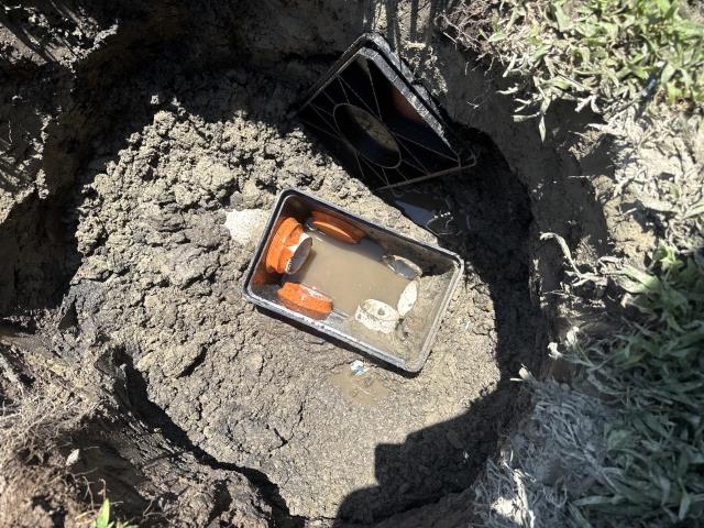 
I went out to this customer's home in Clinton to replace the customer's distribution box.