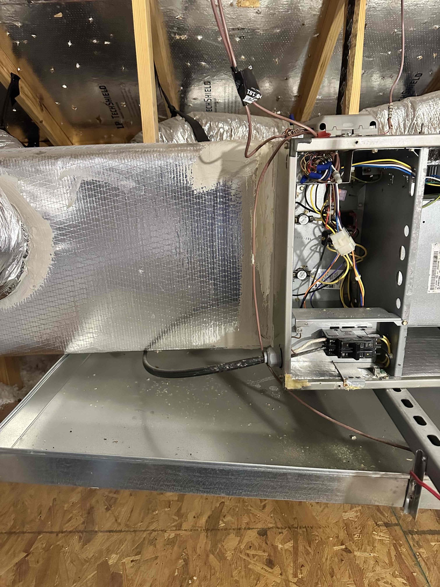 OZONE FREE Air Scrubber - Install an ionizing whole house air purification system to ensure a high standard of air quality.  Need to add a 40a Transformer with part.