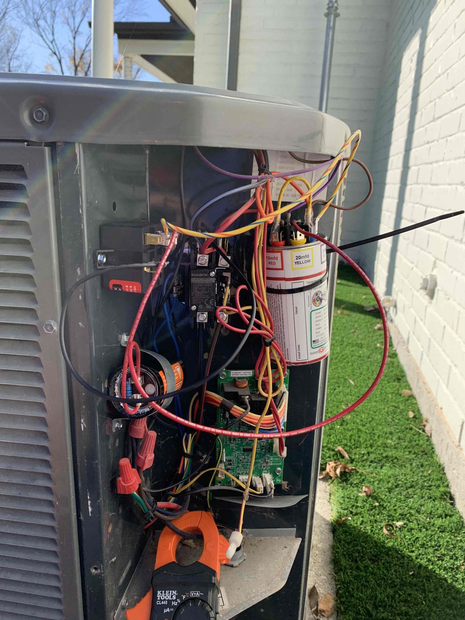 -Contactor
-Turbo Multi Use Capacitor
- 5-2-1 Hard Start Kit

CLEAR DRAIN BLOCK - USING NITROGEN ONLY LEVEL 3

CONDENSATE DRAIN LINES NEED TO BE CLEANED OR THEY CAN CLOG WITH ALGAE AND DEBRIS

Includes shop vacuuming when necessary and 1 PVC Coupling

Also installation of a Quickblast PVC fitting, SS1 Safety Switch, P-Trap, and Vent Pipe.

60” x32” secondary drain pan with pan spray sealant. 

VIP Annual Service Agreement - 3 Unit
Fall & Spring Annual Maintenance Visits
10% Discount on Repairs
Discounted $45 Travel Fee (Usually $79!)
Preferred Customer!