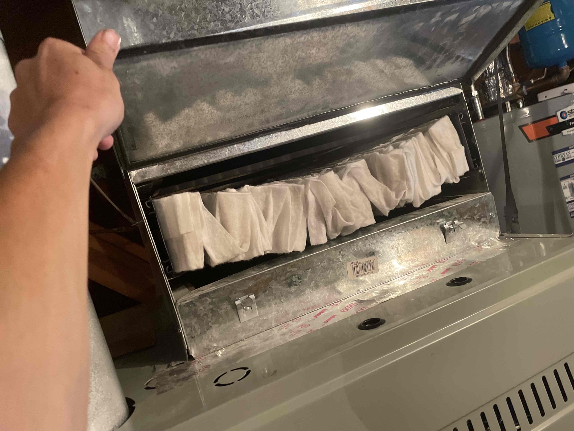 Arrived on site replaced filter that was not changed during the maintenance due to a mislabeled filter. 