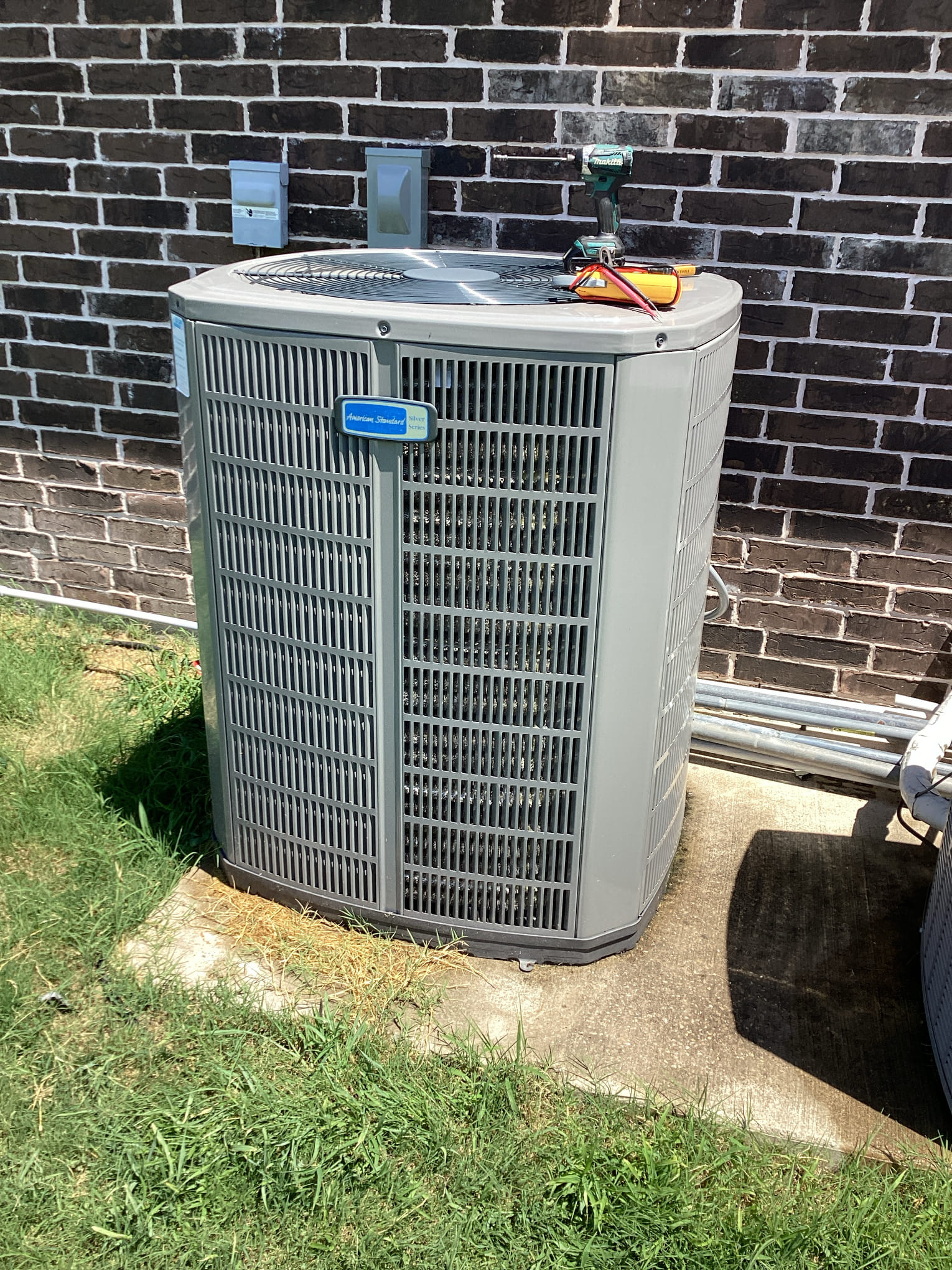 Van Alstyne, TX - Performed maintenance on both upstairs and downstairs system. Found start capacitor low on upstairs system. Left estimate with homeowner. Homeowner would like to hold off for now. Homeowner understands he may be charged a service call at a later time. 