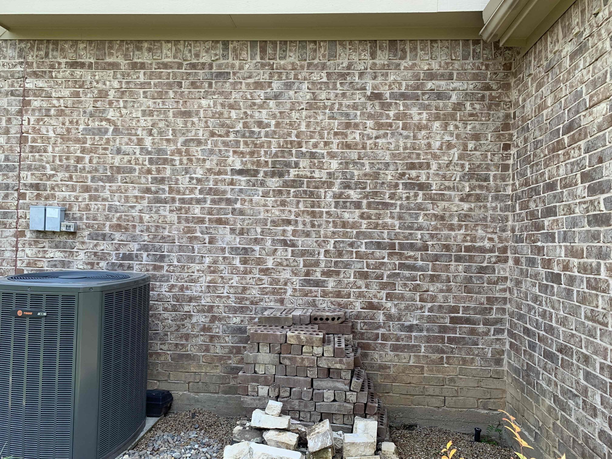 Allen, TX - Customer was wanting air vent into garage addition. Unable to access duct work to tap into existing system. Only option is a mini split. Office is putting together an estimate to install mini split. Will send over estimate attached to invoice. 