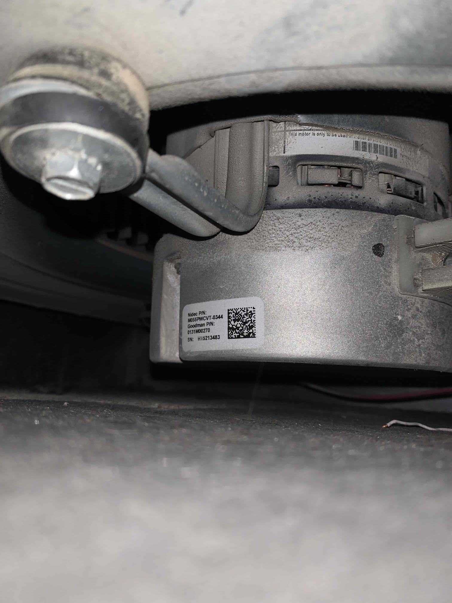 Customer was having issues with an error message on the thermostat. Error said blower motor was not running when it should be.  They turned the temperature down to 70 from 75 yesterday, it cooled down to set temp and error message went away. Not able to get error message to come back. Customer will watch system and see if error returns.