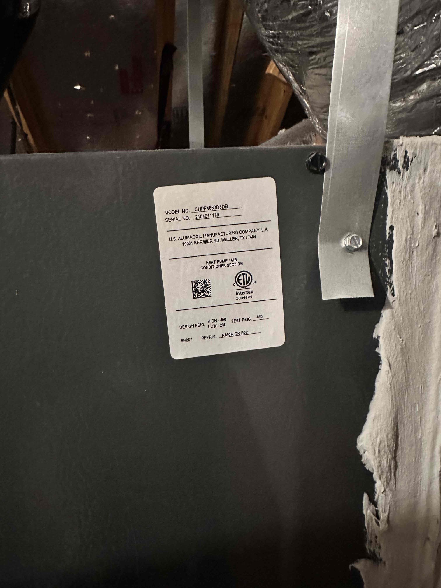 Anna, TX - Customer was having issues with bedroom downstairs getting hot in the summer and cold in the winter. Checked for manual dampers to adjust air flow and there are none installed. These will need to be put in so we can adjust where the air is going. Sent estimate to customer to installed damper in each duct and balance the air flow. 

Duct sizes- 10,5,9,8,9,8,9