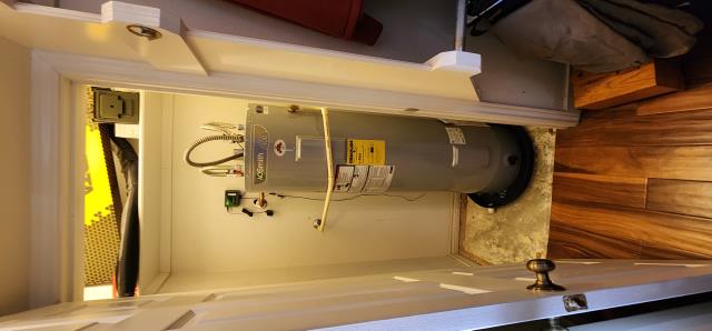 Lindale, TX - Remove old water heater from master closet and hauled away. Installed new 40 gallon electric water heater to code Lindale, TX - Remove old water heater from master closet and hauled away. Installed new 40 gallon electric water heater to code
