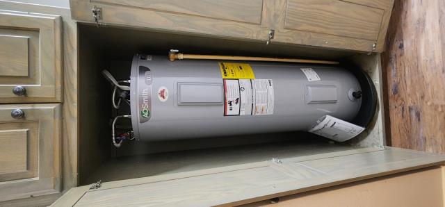 Kilgore, TX - Remove water heater from laundry room closet and hauled away. Install new 50 young electric water heaters code. Kilgore, TX - Remove water heater from laundry room closet and hauled away. Install new 50 young electric water heaters code.