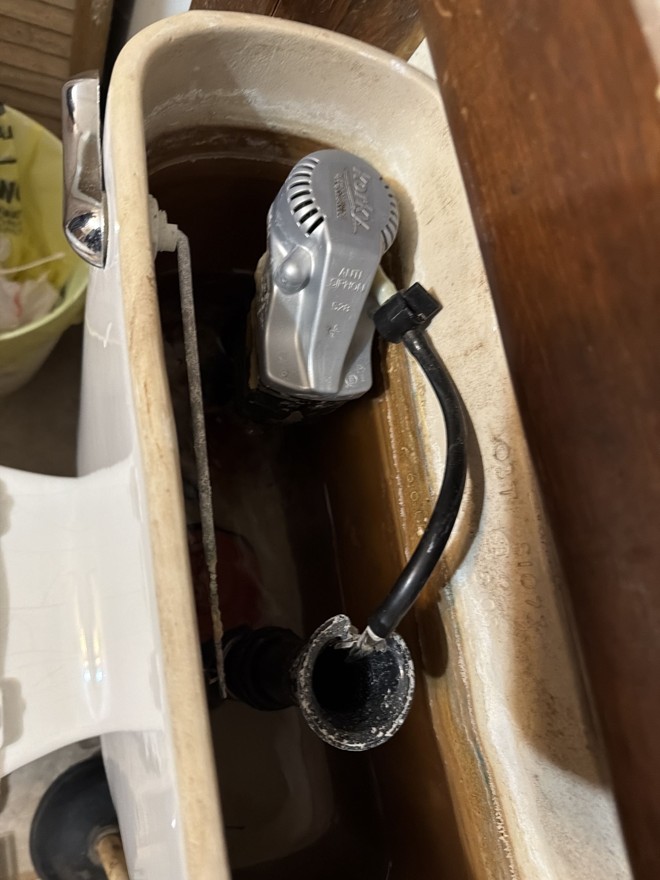plumber needed. bad fill value in toilet 