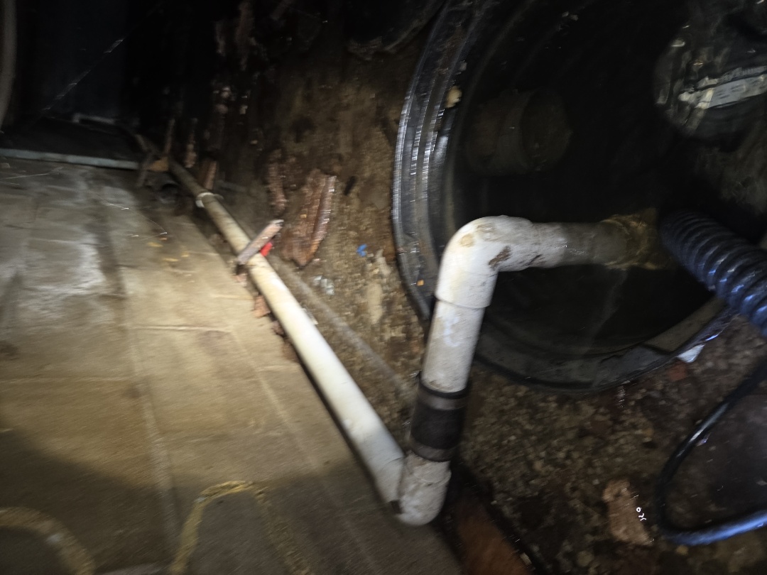 Flooded crawl space