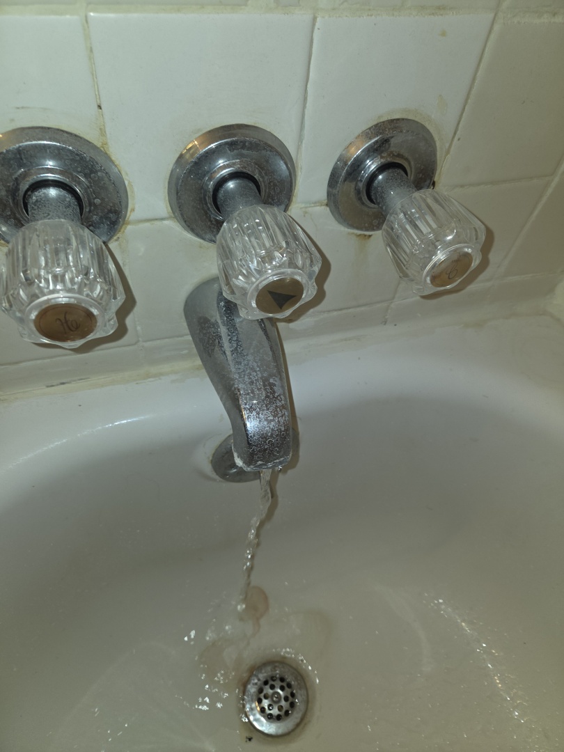 Tub Shower Dripping