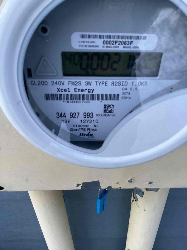 Successfully completed installation and verification of customer-owned ChargePoint Home Flex CPH50 EV charger (SN: 233841210834). Hardwired unit to existing 240V circuit and confirmed proper operation. Connected customer to ChargePoint app using vendor code AcclathomeMN for remote monitoring capabilities.