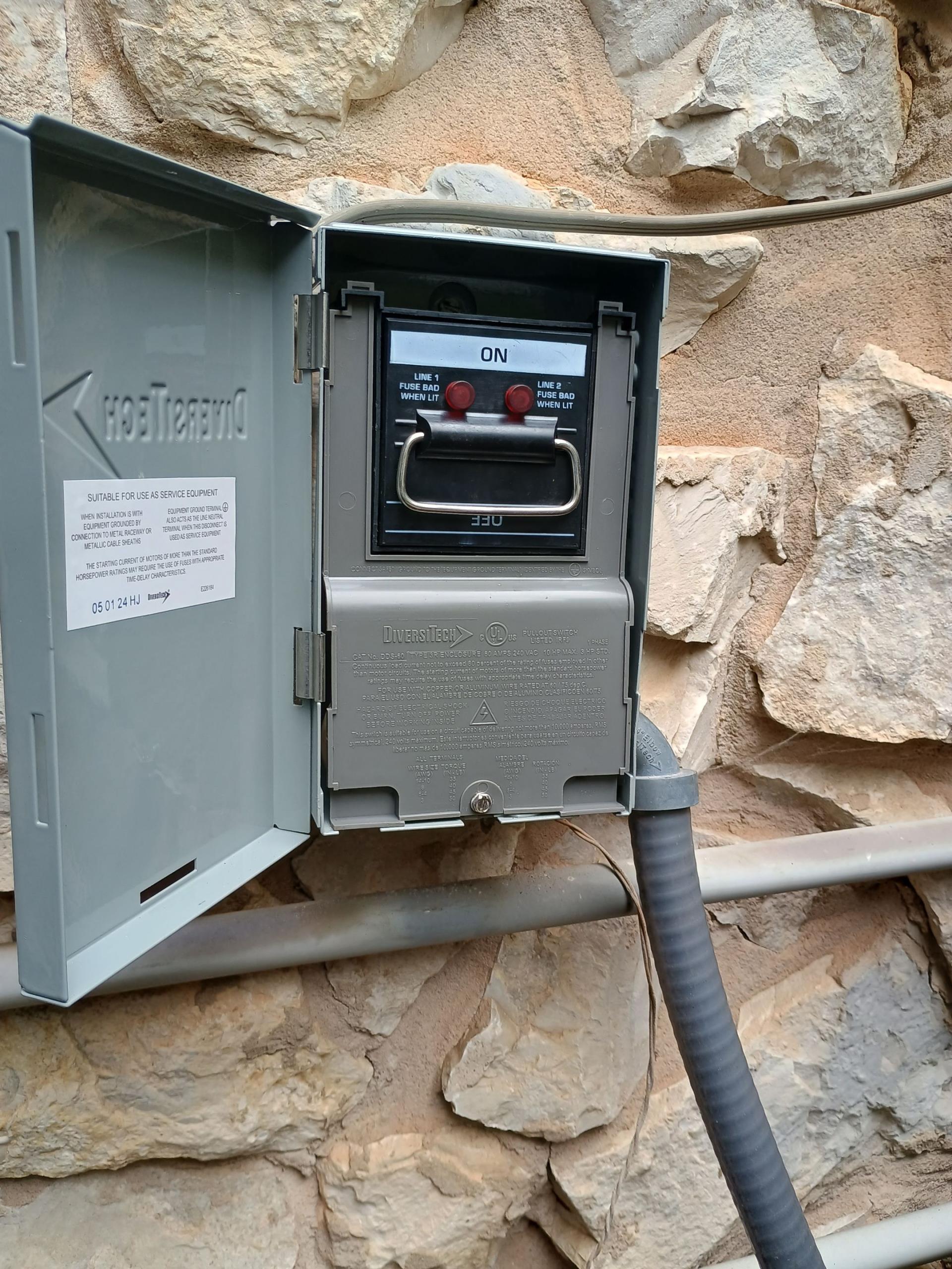 Arrived at customer residence for complaint of no AC. Issues were found and resolved in record speed for the customer. The customer is now cooling and comfortable. Remember to ask how to save 20% on your next and all visits with our membership plan