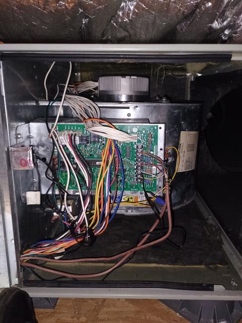 Arrived at member customer property for no cooling or no AC complaint. After fully diagnosing the Air Conditioning system, we isolated the issue and resolved in quick fashion. Customer received 20% off of this repair for being a Simple Membership customer and is now cooling and comfortable