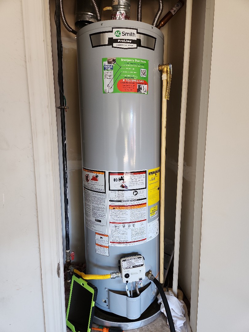 Membership inspection. came in looked over the water heater  hecking everything didnt see issues everything looks nice an clean 
