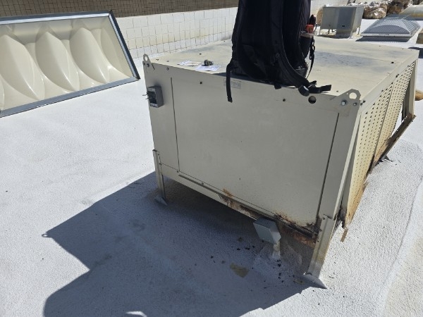 The task involved safely disconnecting an outdated air conditioning unit. First, we carefully accessed the unit, ensuring all safety protocols were followed. We then meticulously traced and disconnected the electrical wiring from the unit. The wires were neatly organized and terminated in a junction box, ensuring they were properly insulated and secured to prevent any potential hazards. This preparation allows for easy reconnection if a new unit is installed in the future. The junction box was also secured to prevent any environmental exposure, ensuring the wires remain in optimal condition for future use. The entire process was completed efficiently, maintaining safety and readiness for any future installations.