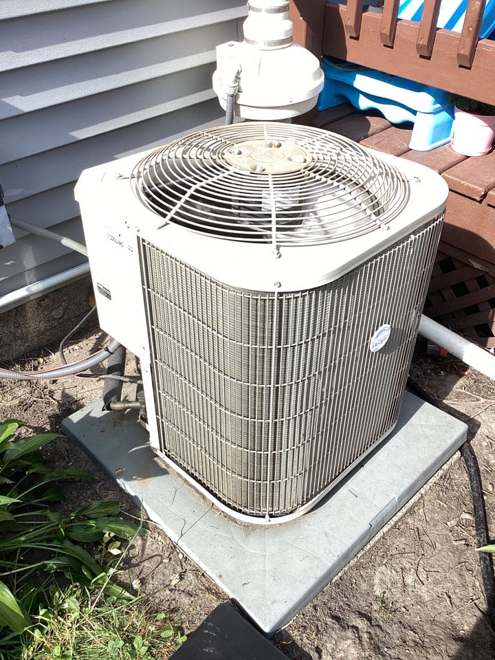 AC repair in Mayer