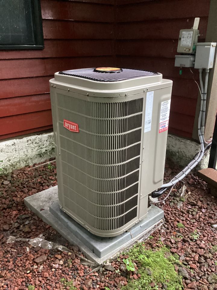 Bryant Evolution AC maintenance in Orono
