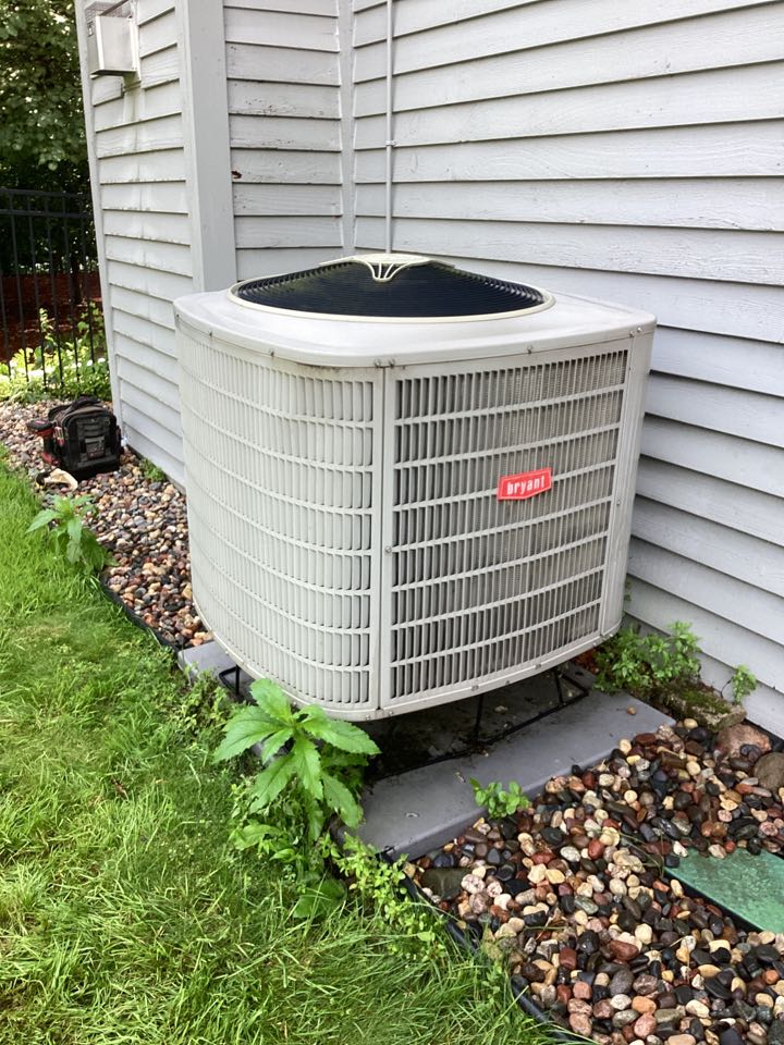 Bryant heat pump maintenance in Plymouth 