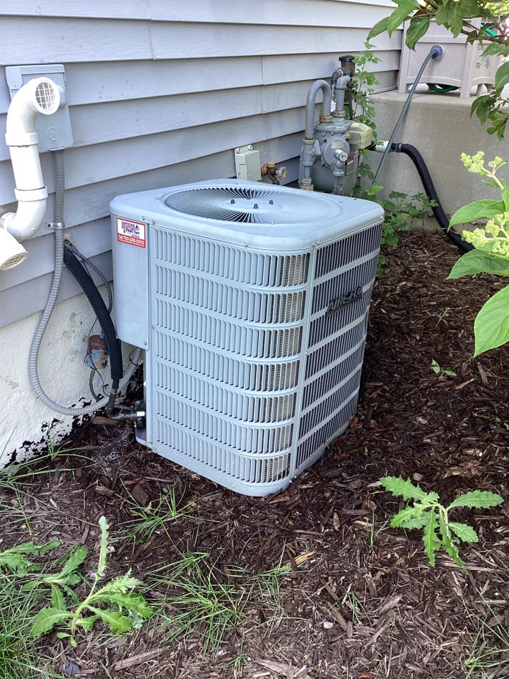 AC maintenance in St. Boni