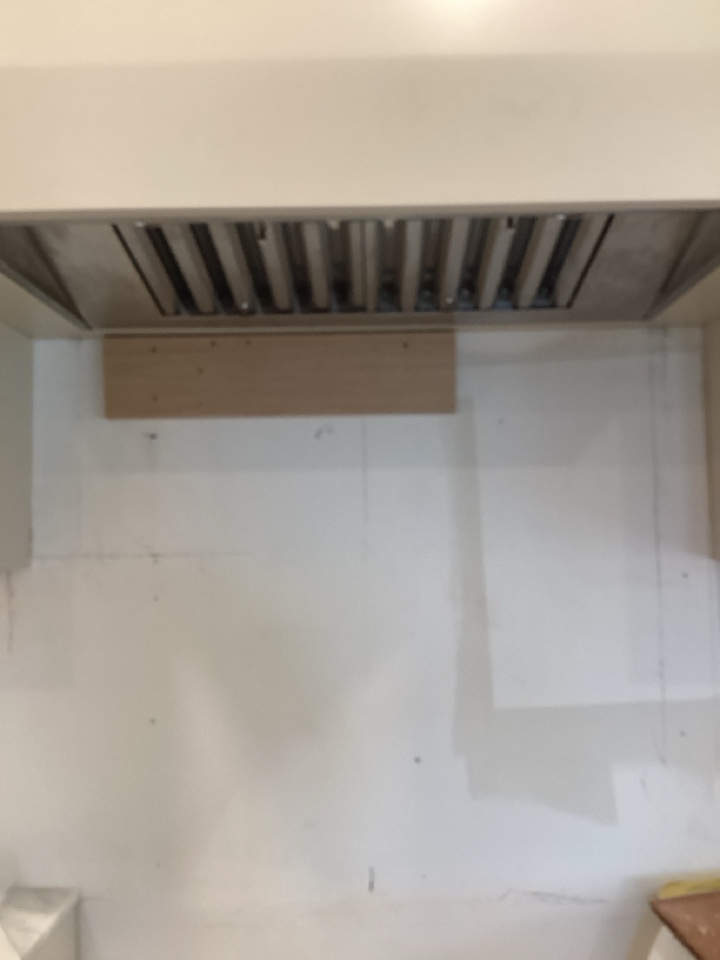 Installed kitchen hood in excelsior Mn