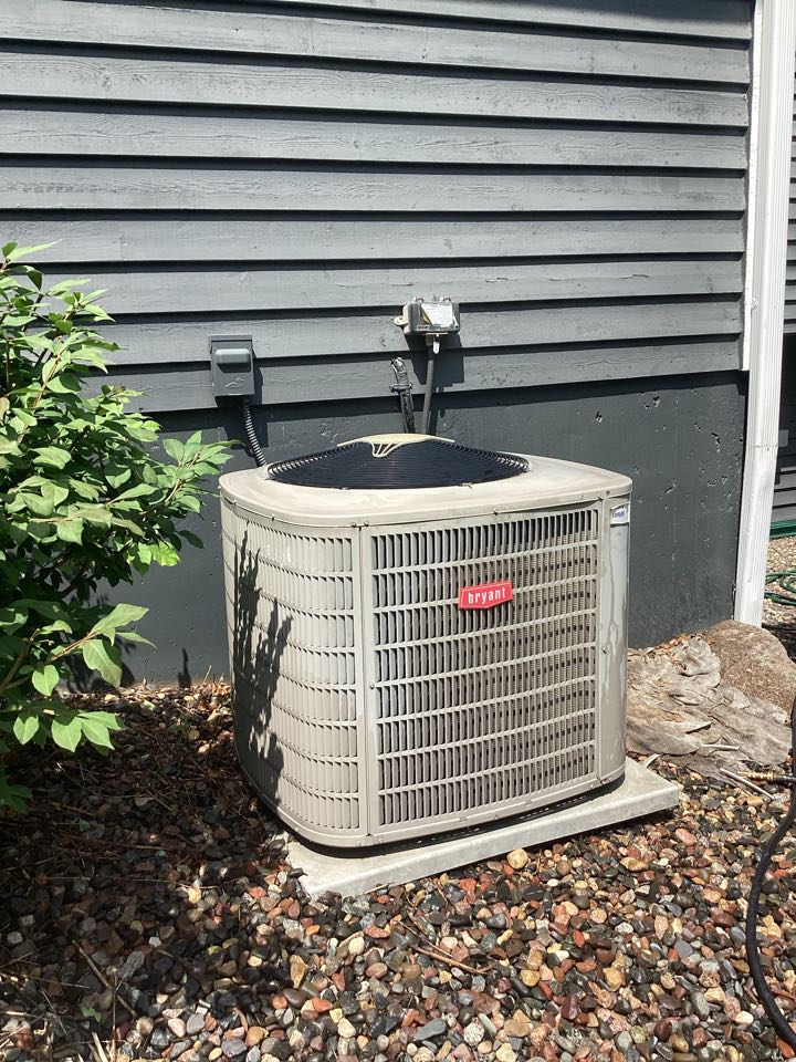 Air conditioner maintenance in long lake mn 55356