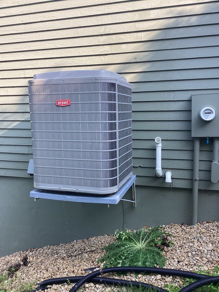 Inverter heat pump air conditioner maintenance in Plymouth mn 55447