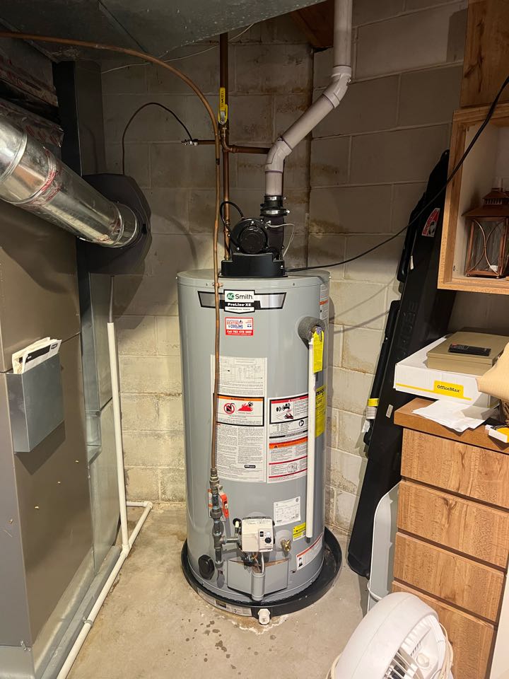 Diagnosing water heater leak in Mound, Minnesota 