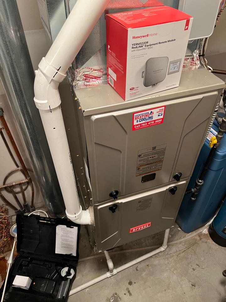 Maintenance on a Bryant system in Delano MN