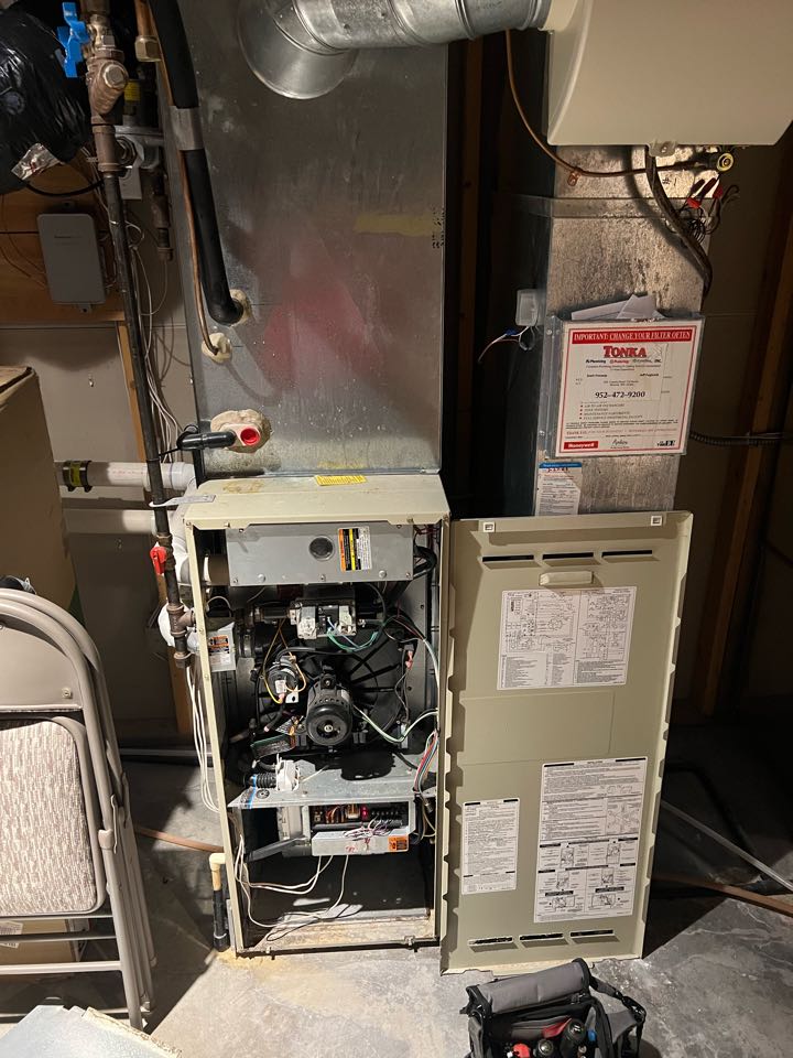 Diagnosing blower motor fault in long lake, MN