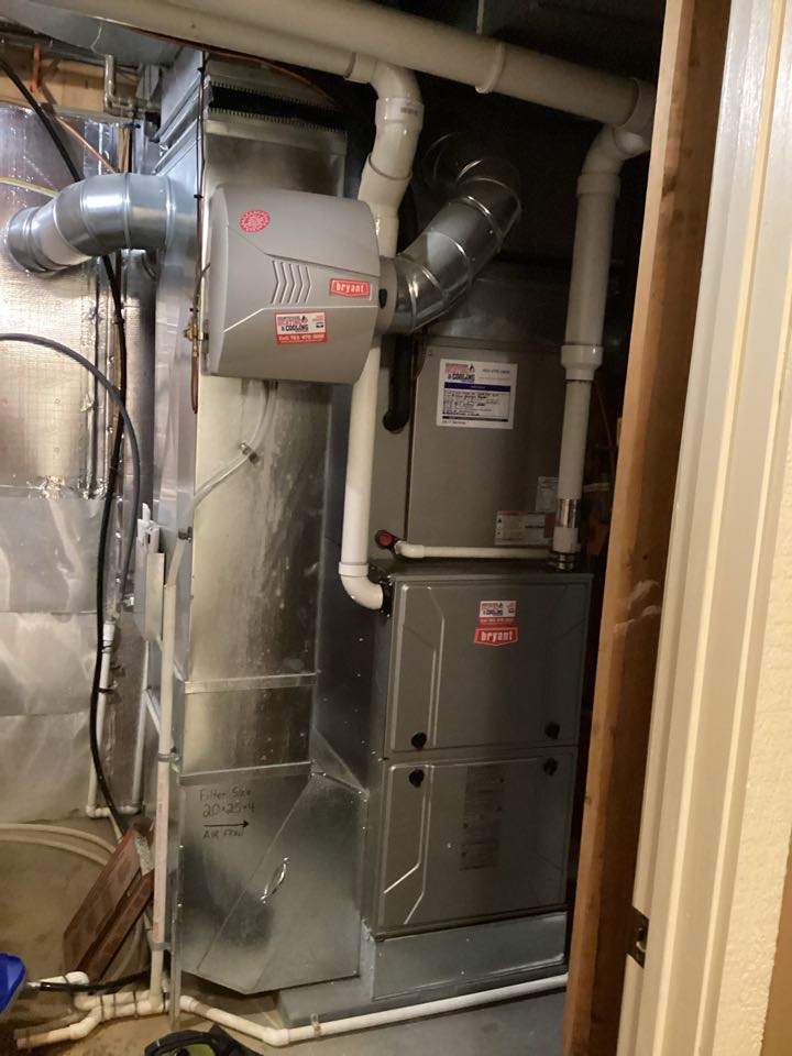 Furnace and humidifier maintenance in long lake mn 55356
