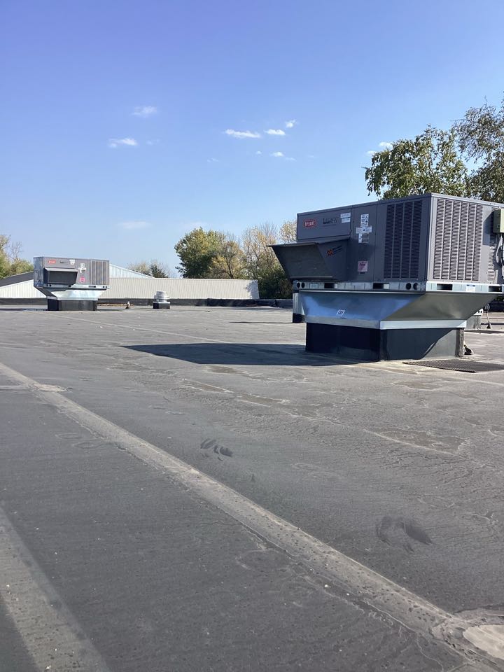 Commercial rtu heating maintenance and economizer start up in Winsted mn 55395