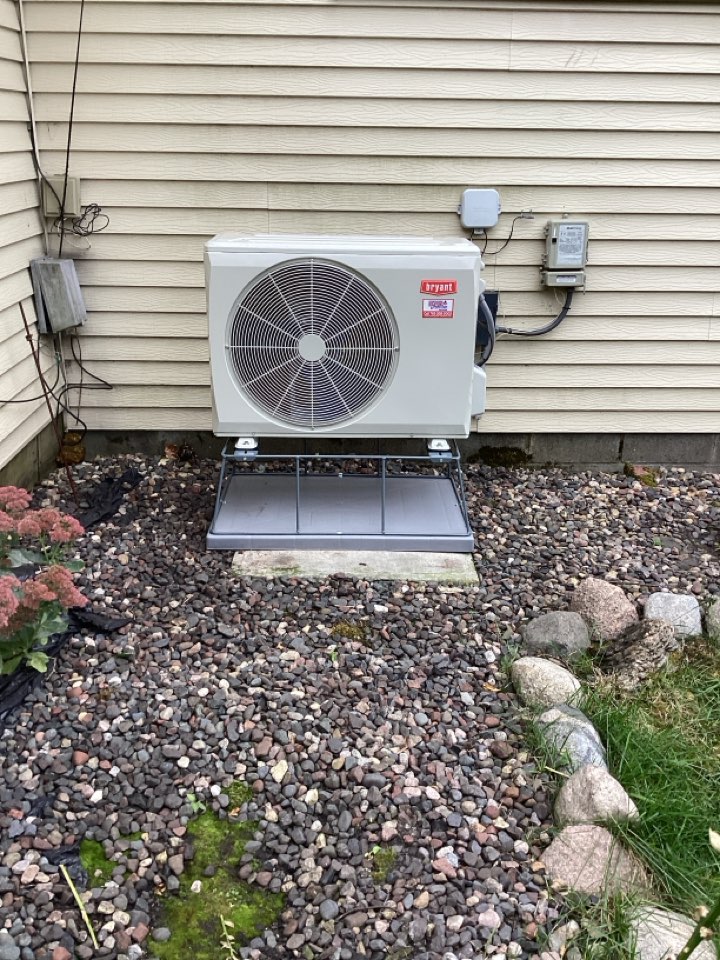 Furnace and heat pump installed in maple plain mn