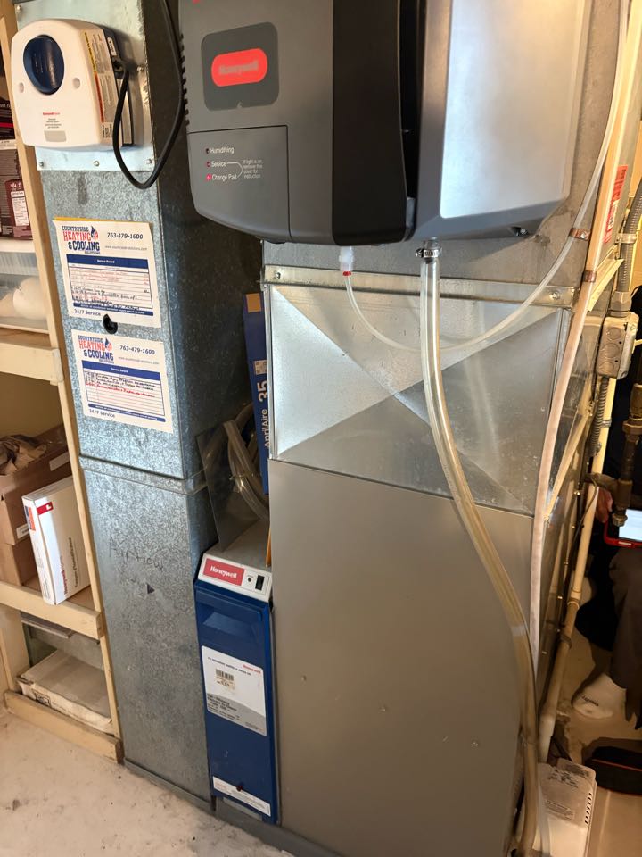 Performing fall furnace maintenance- Bloomington MN
