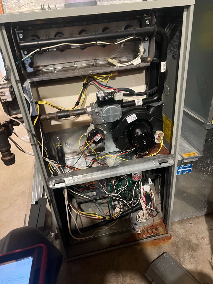 Performing fall furnace maintenance in Bloomington, MN