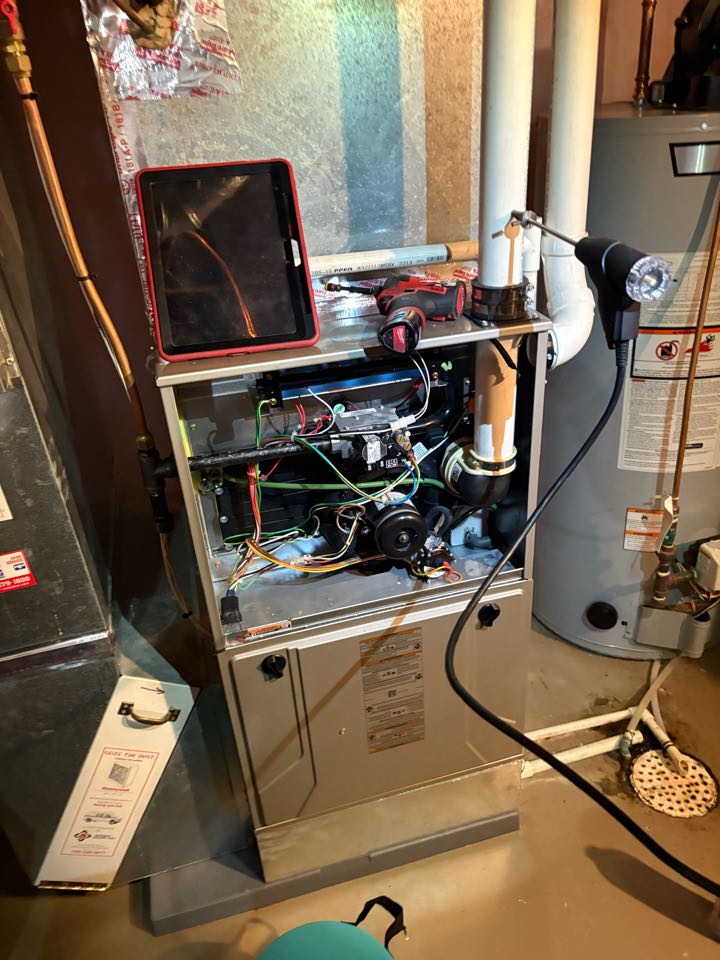 Performing fall furnace maintenance- Plymouth MN