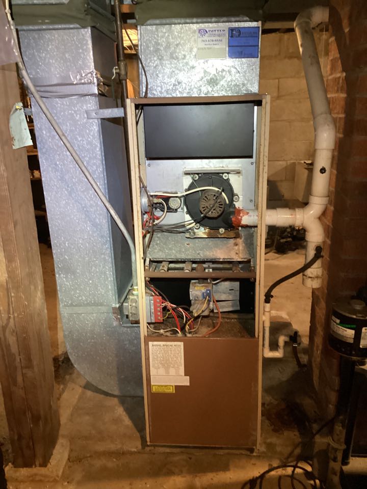 Furnace service in Long Lake