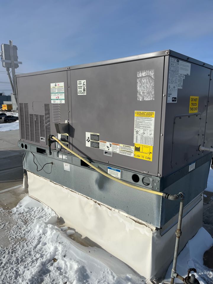 Bryant rooftop package unit service in Plymouth