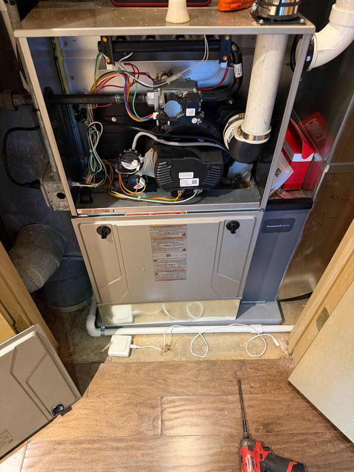 Performing furnace maintenance in Excelsior, MN