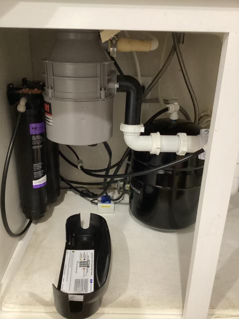 We installed an electric water softener and an A200 filtration system, ensuring clean and soft water throughout the home. The process was efficient and hassle-free.