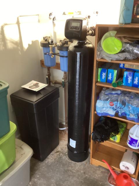 We installed an electric water softener and an A200 filtration system, ensuring clean and soft water throughout the home. The process was efficient and hassle-free.