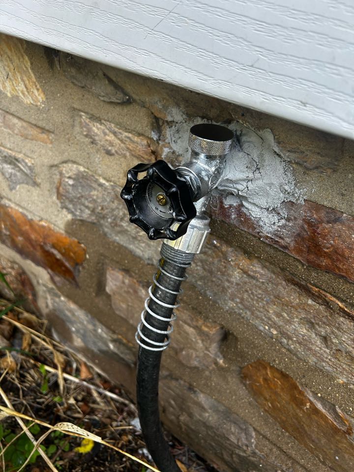 Plumbers. Hose bib repair. Hatboro Pennsylvania.