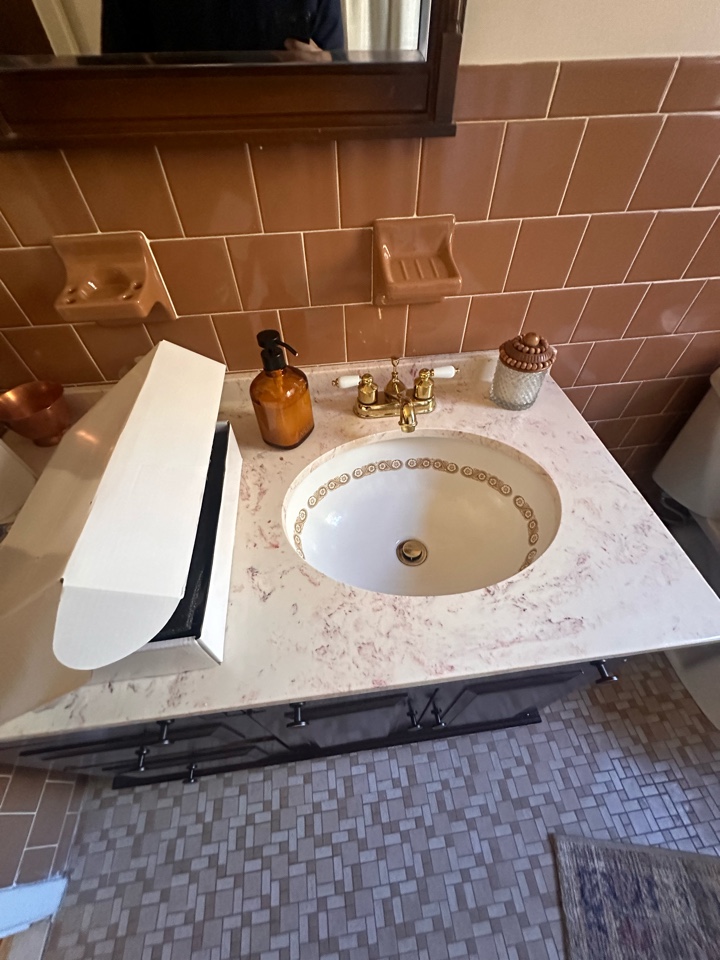 Faucet inspection in Dresher PA. Plumbing. Plumber.