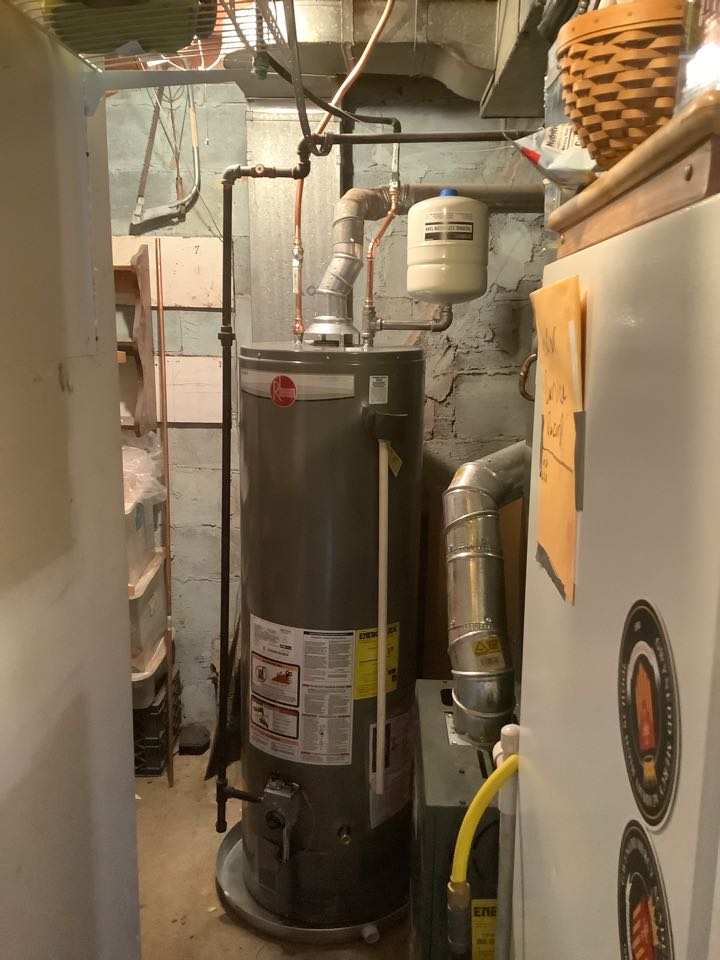 Install a new water heater. PlumbPro Services. Lafayette Hill plumber. 